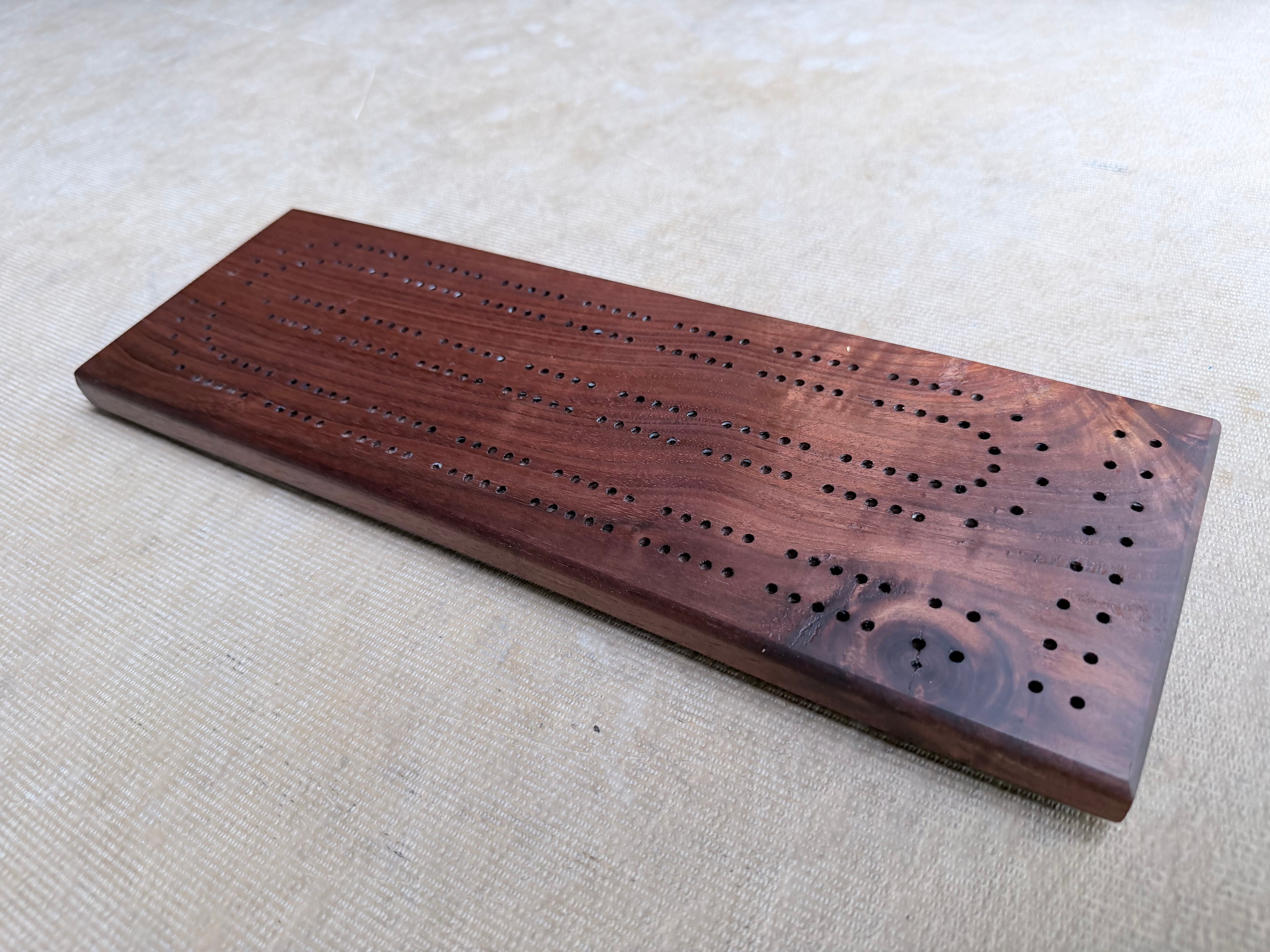 Classic Walnut Cribbage Board