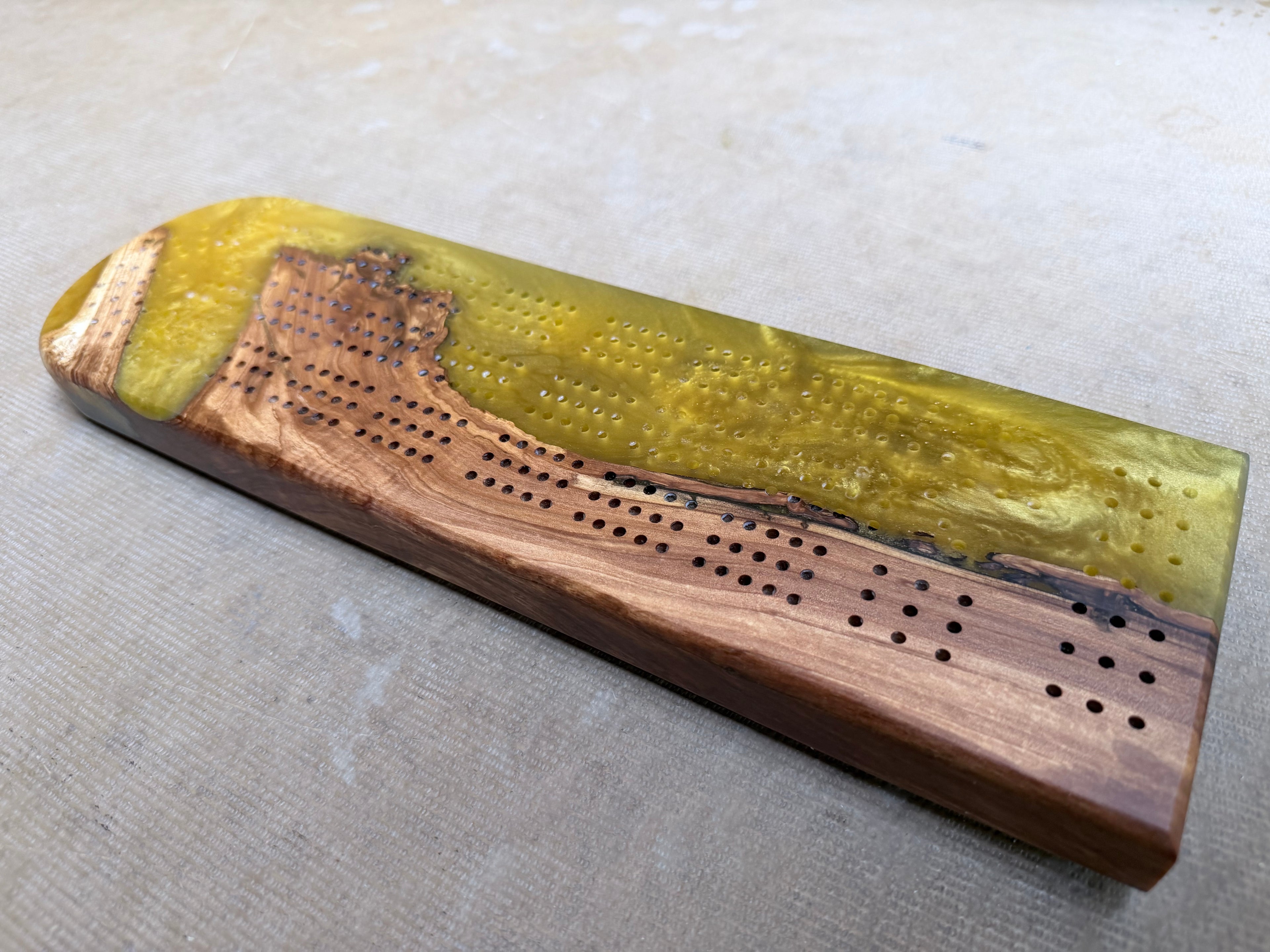 Apple, Orange & Black Cribbage Board