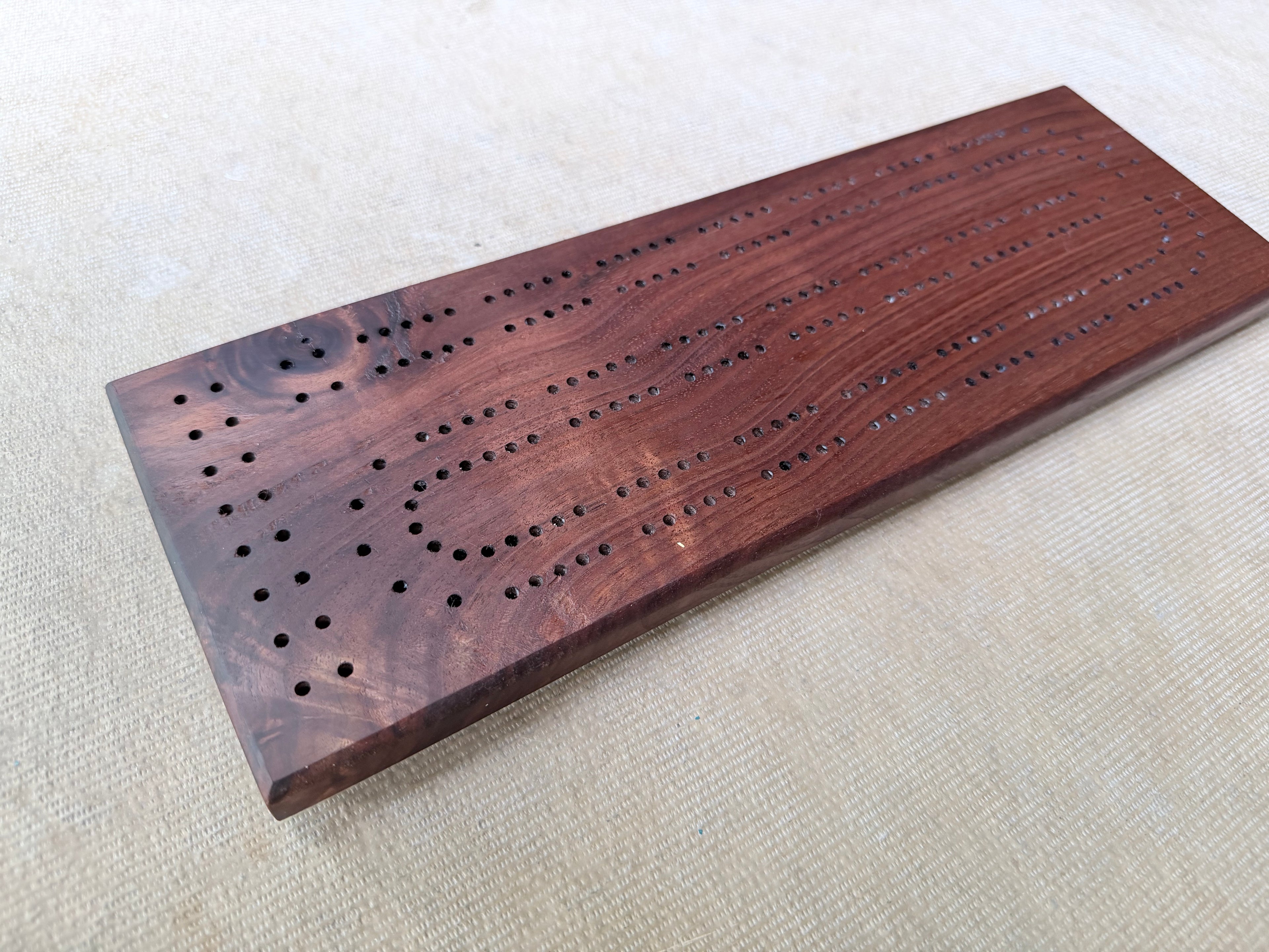 Classic Walnut Cribbage Board