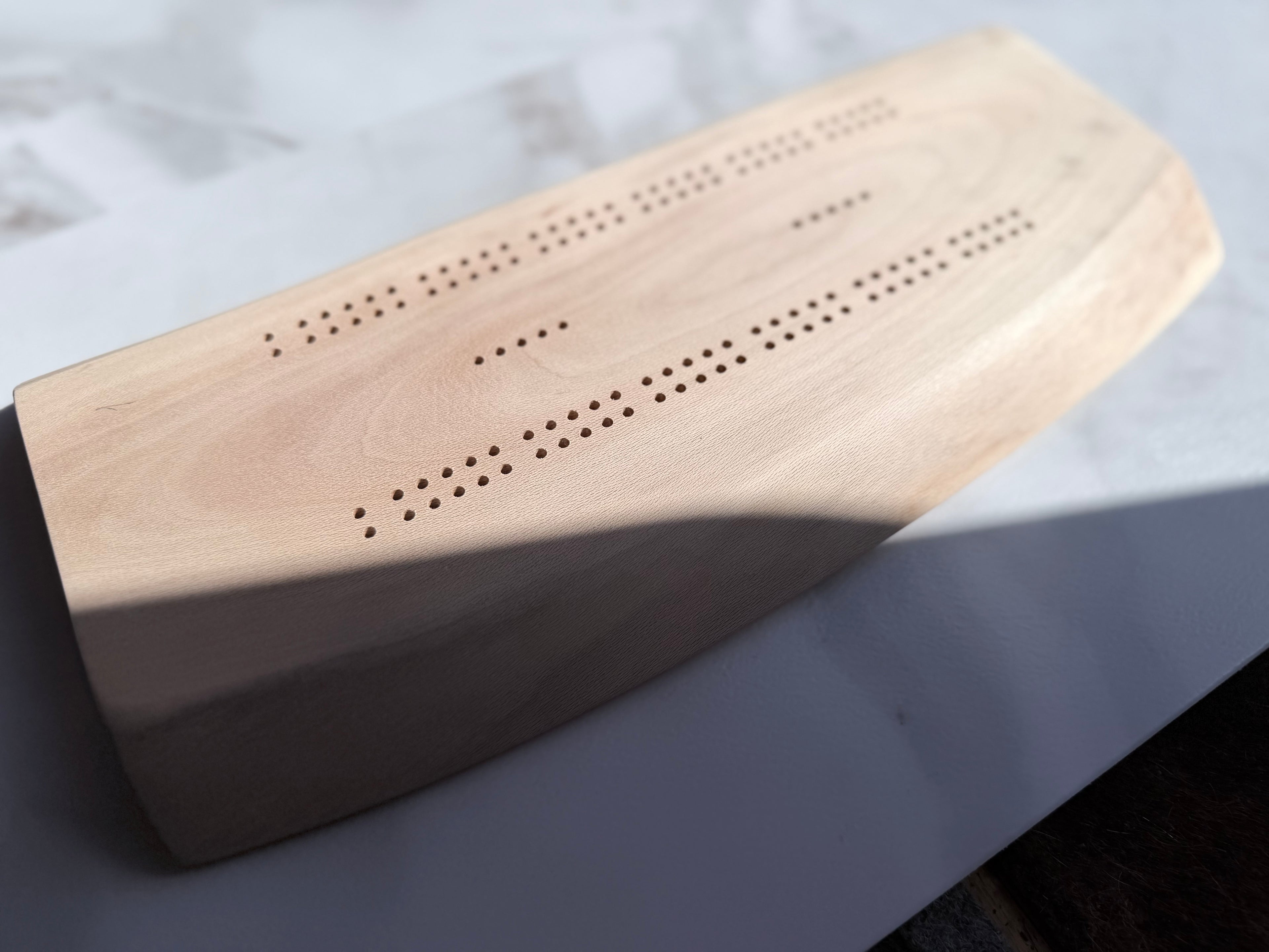 Sycamore 60-Hole Cribbage Board